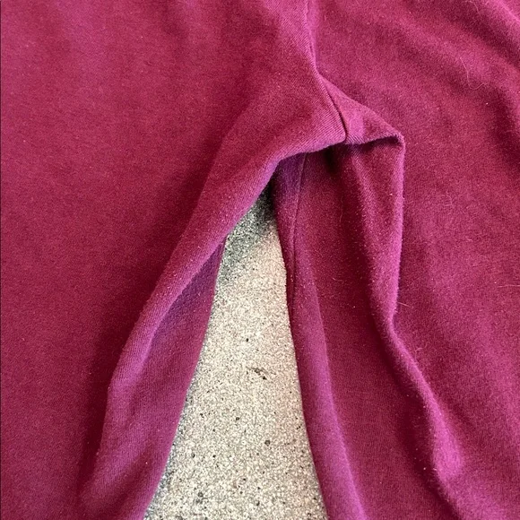 Zenana Outfitters Women's Pocket Leggings in Berry Plum - Picture 5 of 5